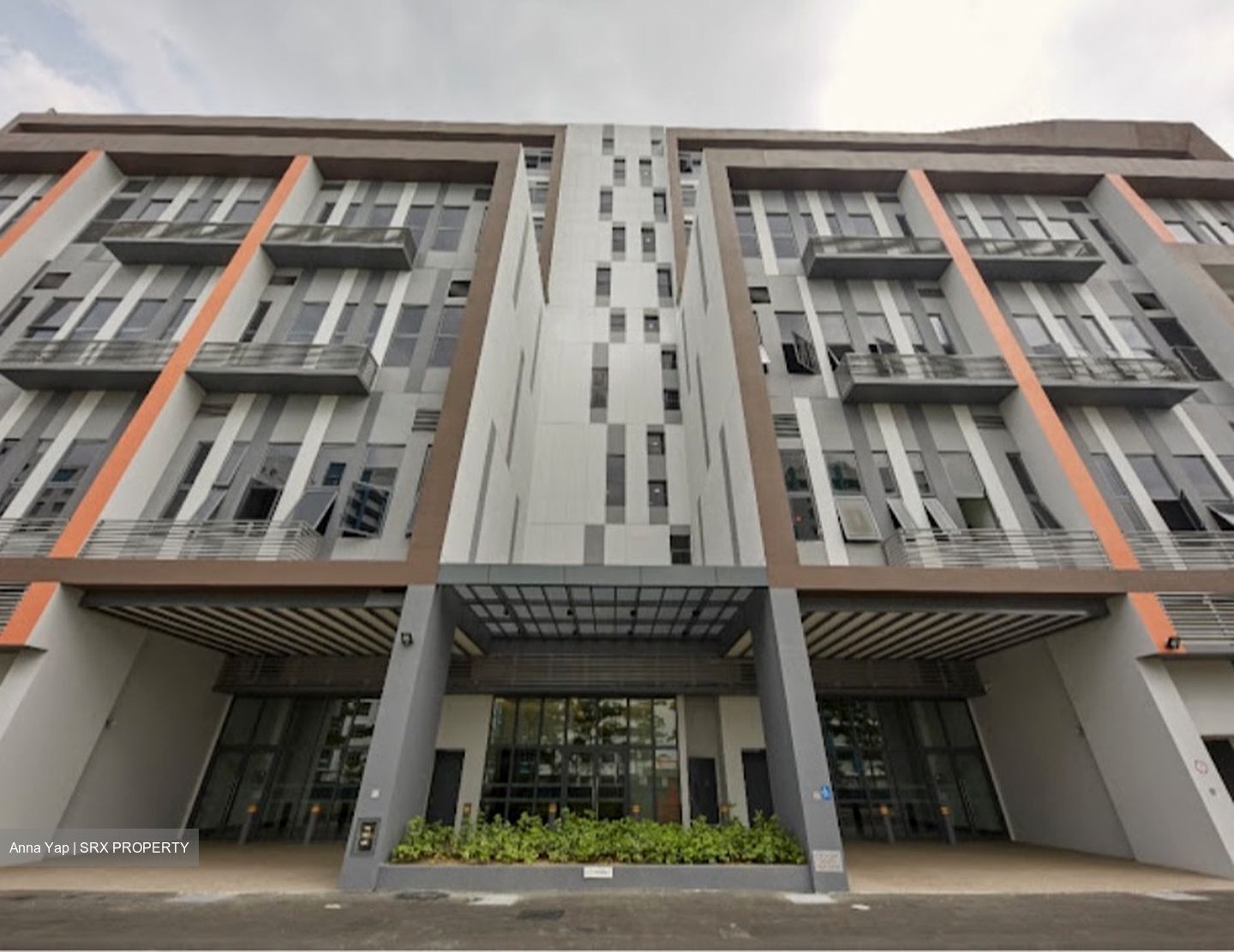 Gambas Crescent (D27), Factory #559861961